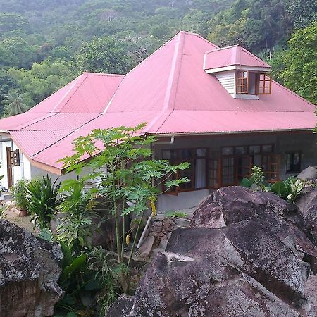 Liane De Mai Bed & Breakfast La Digue Exterior photo