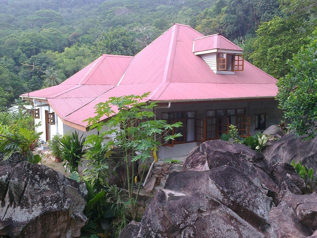 Liane De Mai Bed & Breakfast La Digue Exterior photo